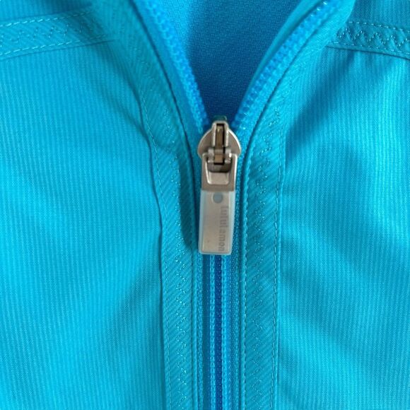 Lululemon Women’s 12 Track Attack Full Zip Windbreaker Jacket Aqua Blue‎ Sporty - Picture 3 of 15